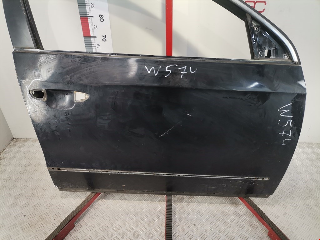 Дверь передняя правая VOLKSWAGEN Passat B6 2005-2011