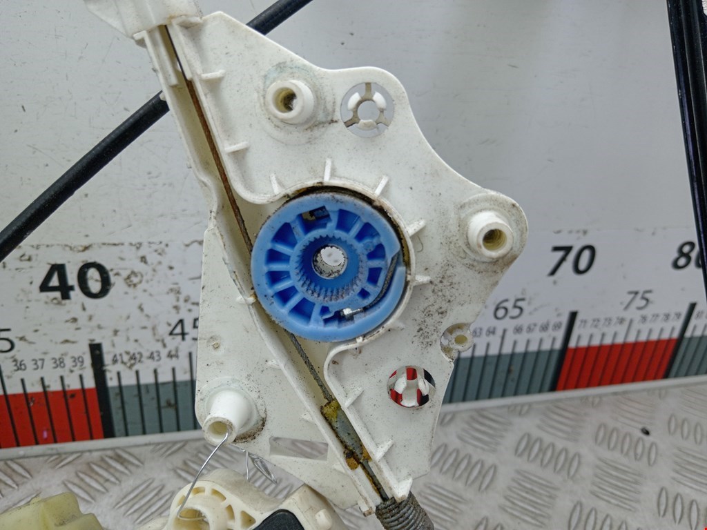 Стеклоподъемник задний правый MERCEDES-BENZ CLS-Class C219 2004-2010