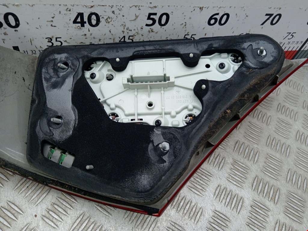 Фонарь задний левый MERCEDES-BENZ CLS-Class C219 2004-2010