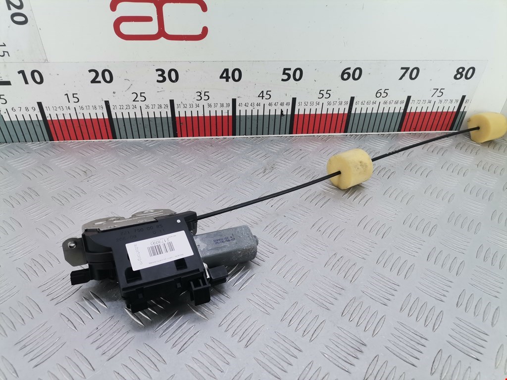 Замок багажника (крышки двери) MERCEDES-BENZ CL-Class C216 2007-2014