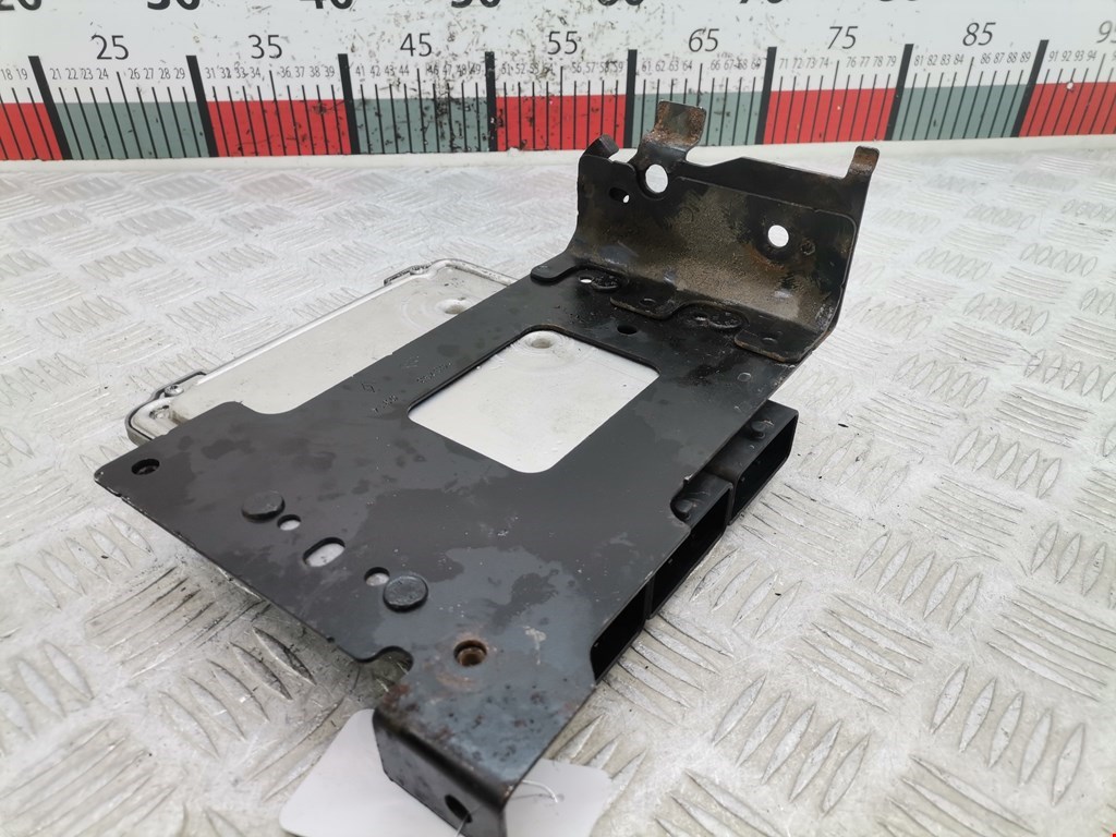 Блок управления двигателя (ЭБУ) RENAULT Kangoo 2008-2021