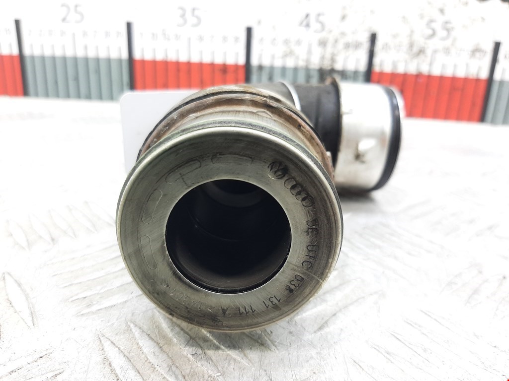 Патрубок интеркулера VOLKSWAGEN Passat B6 2005-2011