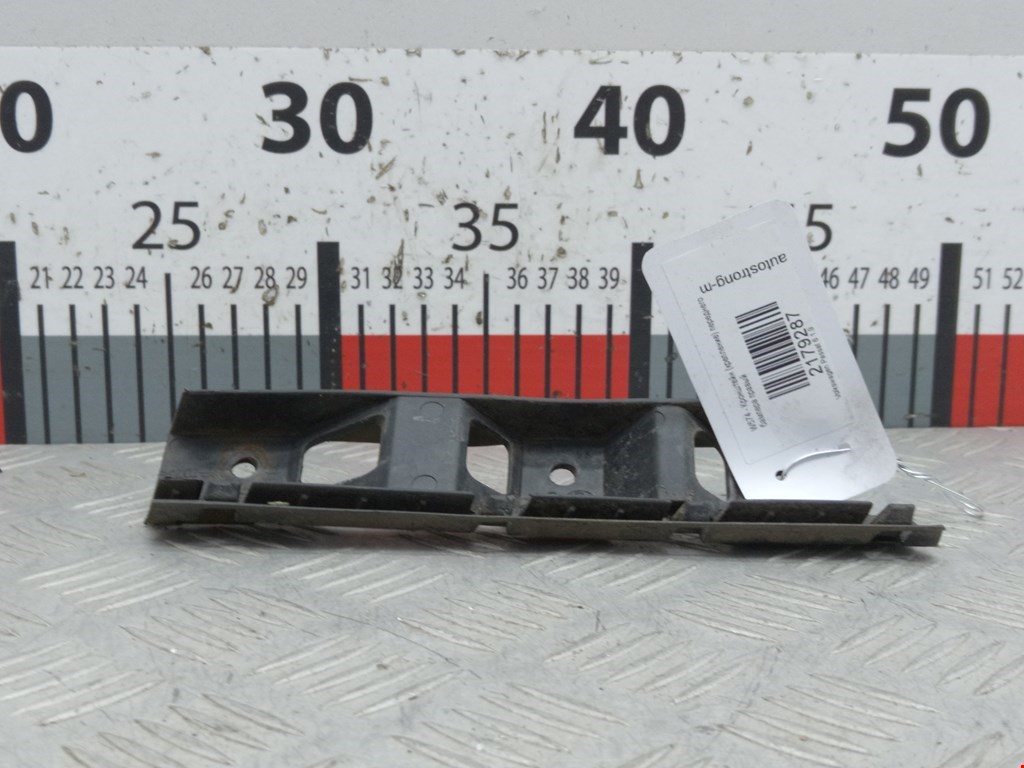 Кронштейн переднего бампера правый VOLKSWAGEN Passat B6 2005-2011