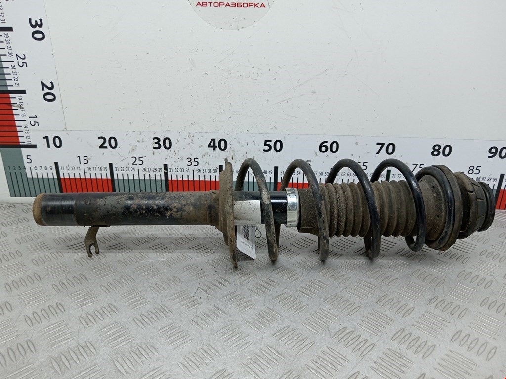 Амортизатор передний левый TOYOTA Aygo AB10 2005-2014