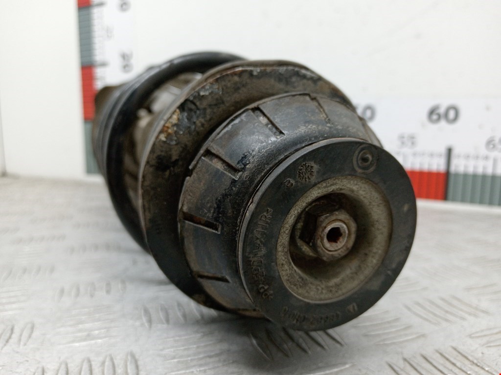 Амортизатор передний левый TOYOTA Aygo AB10 2005-2014