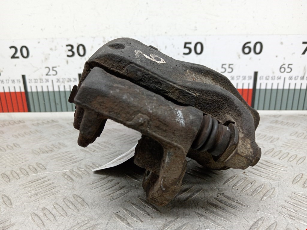 Суппорт передний левый PEUGEOT 207 2006-2015