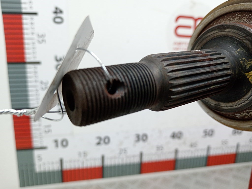 Полуось (привод, приводной вал) задняя левая TOYOTA RAV 4 XA20 2000-2005