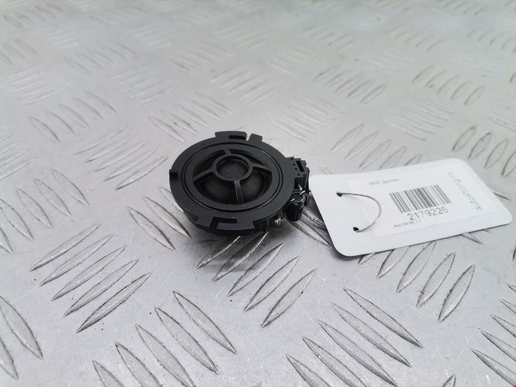 Динамик AUDI A4 B8 2007-2015