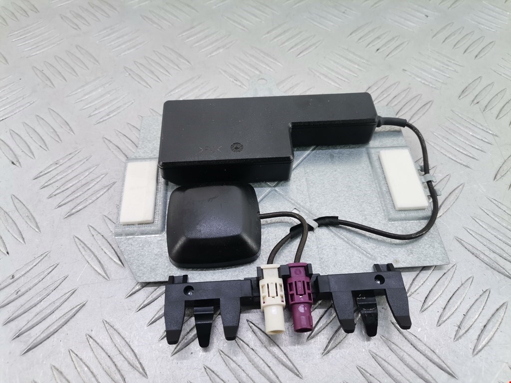 Антенна MERCEDES-BENZ CL-Class C216 2007-2014