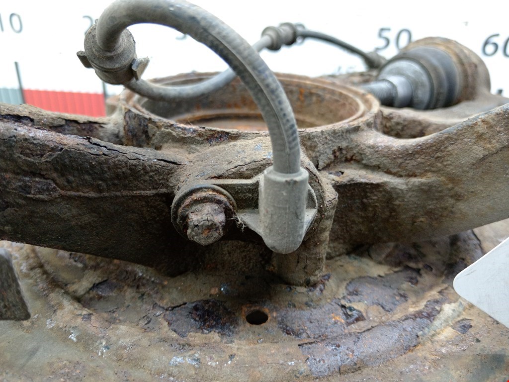 Ступица задняя левая MERCEDES-BENZ M-Class W163 ML 1997-2005