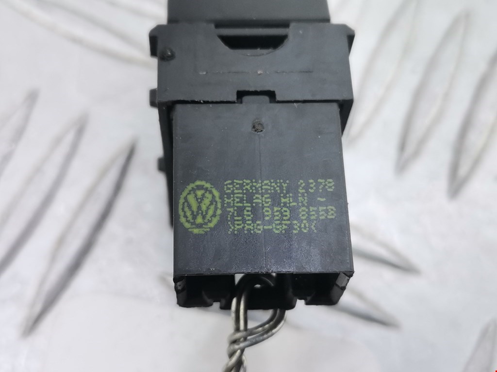 Кнопка стеклоподъемника VOLKSWAGEN Tiguan 2007-2016