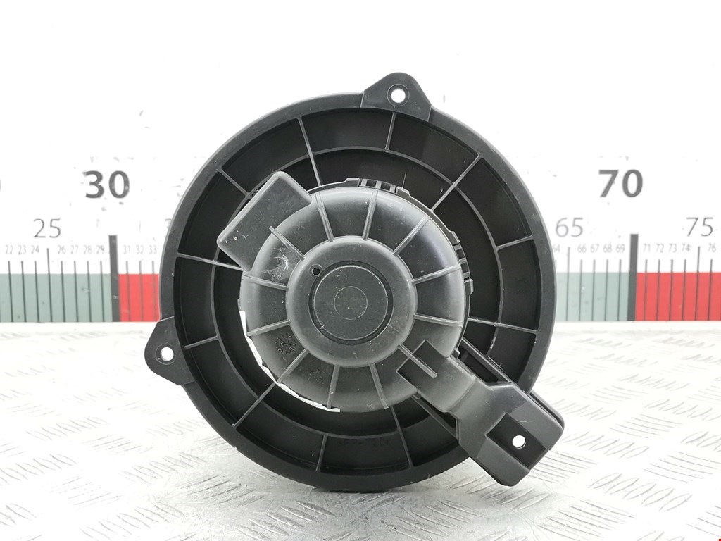 Моторчик (мотор) отопителя салона HYUNDAI i40 2011-2019