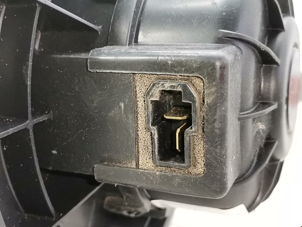 Моторчик (мотор) отопителя салона HYUNDAI i40 2011-2019