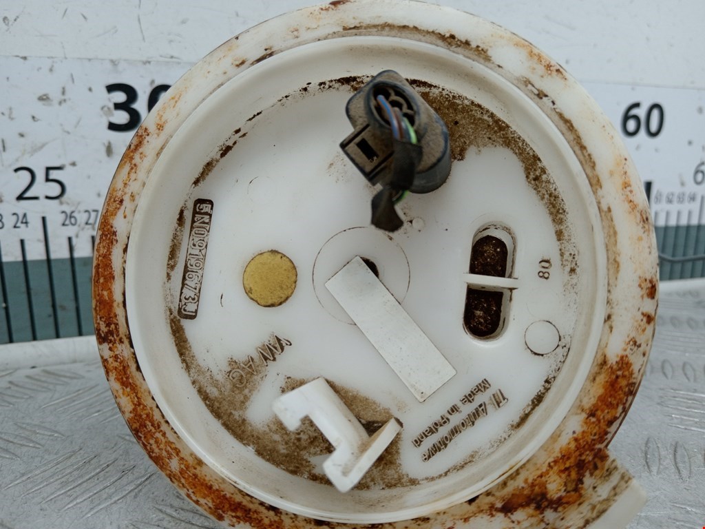 Датчик уровня топлива VOLKSWAGEN Tiguan 2007-2016