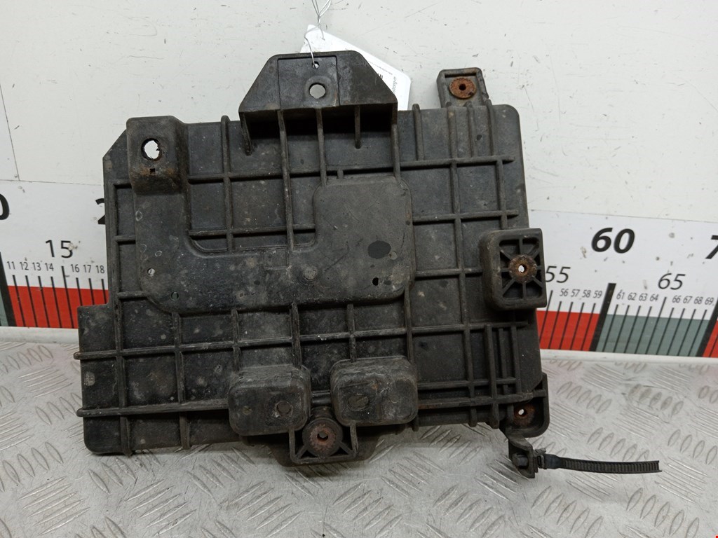 Крепление АКБ (корпус/подставка) KIA Cee'd II 2012-2018