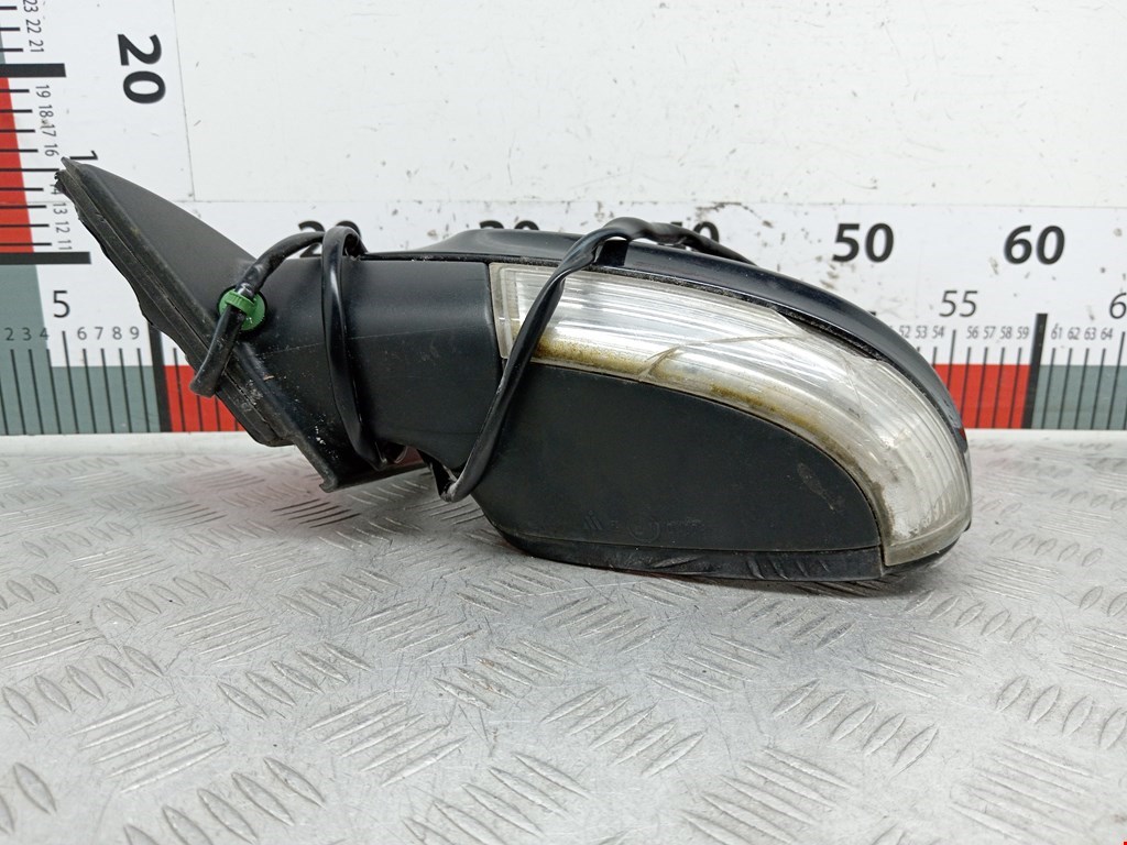 Зеркало левое VOLKSWAGEN Passat B6 2005-2011