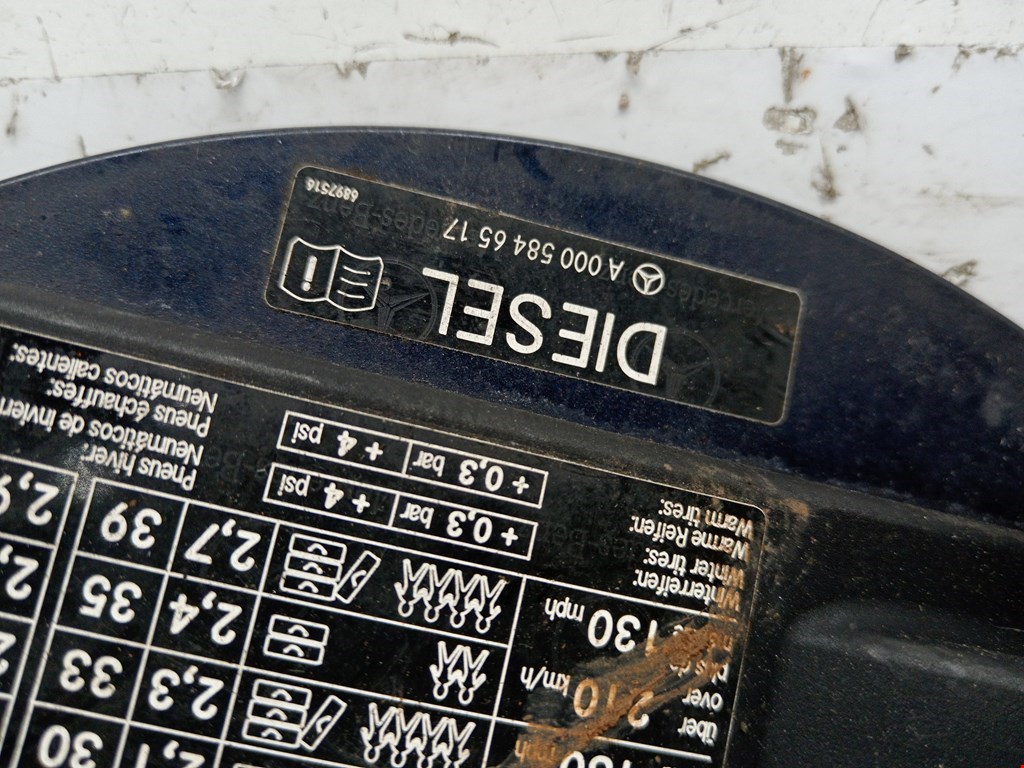 Лючок бензобака MERCEDES-BENZ CLS-Class C219 2004-2010