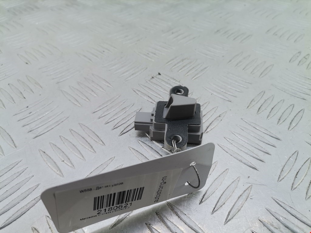 Датчик AIR BAG (подушек безопасности) MERCEDES-BENZ C-Class C-klasse W204 2007-2015