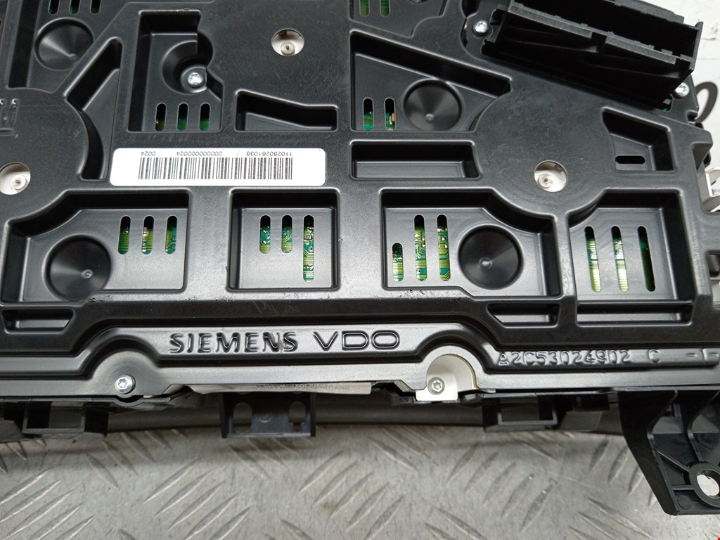 Панель приборов (щиток) OPEL Astra H/Family 2004-2015