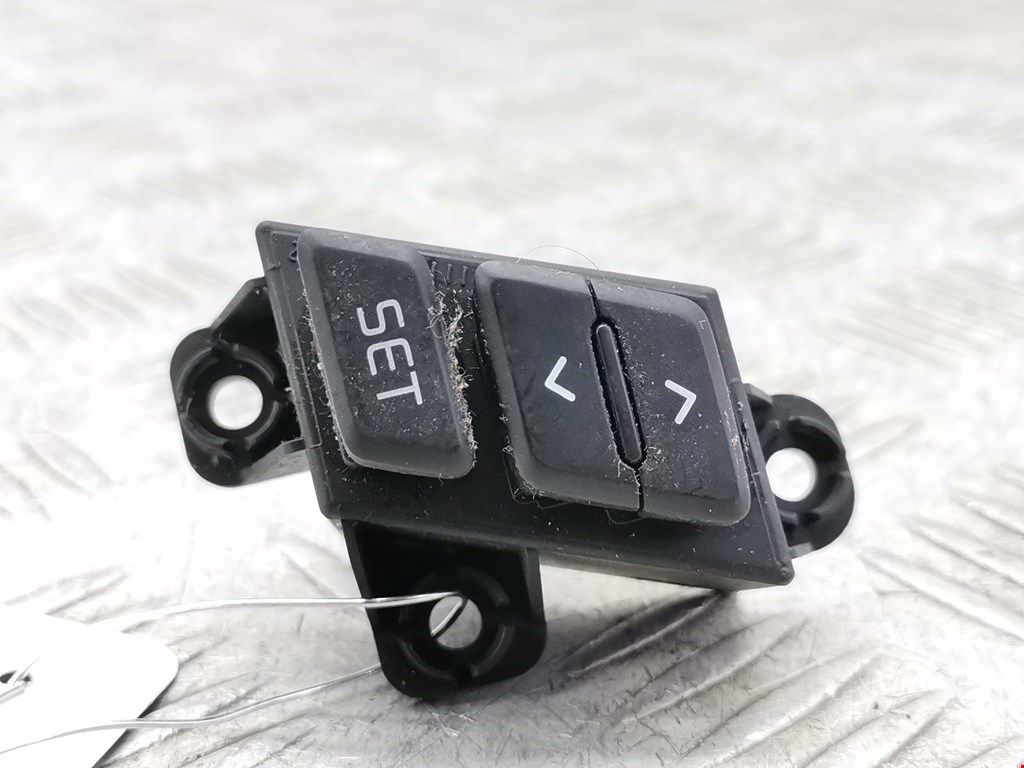 Блок кнопок KIA Cee'd II 2012-2018