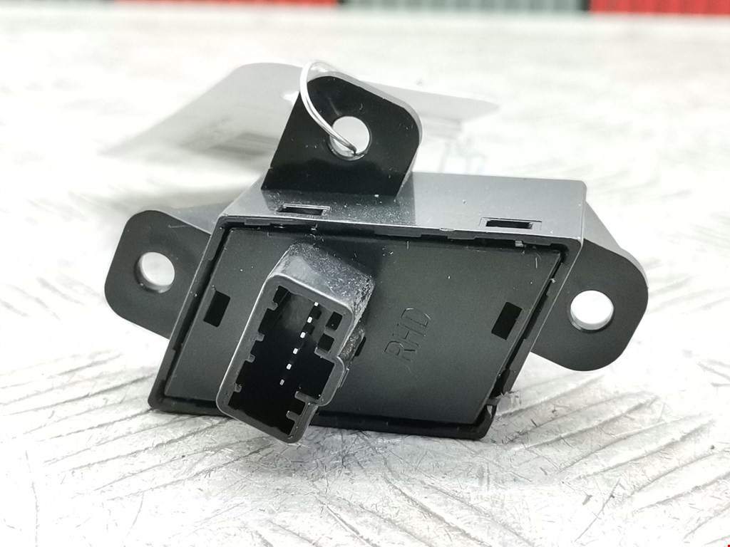 Блок кнопок KIA Cee'd II 2012-2018