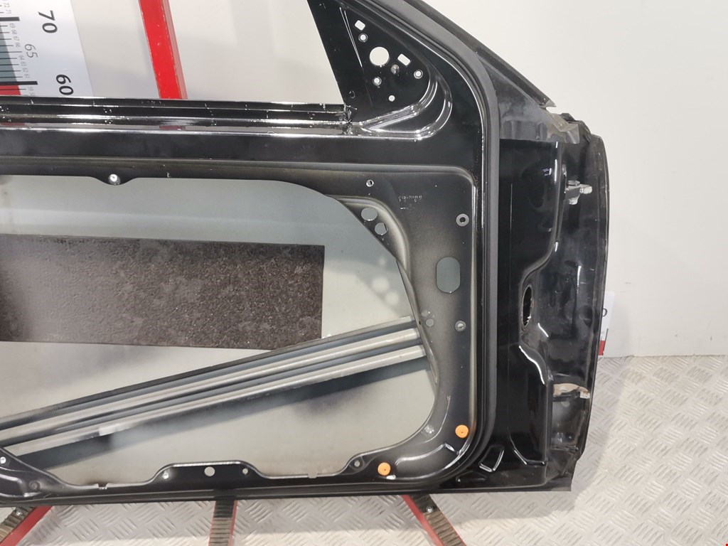 Дверь передняя левая MERCEDES-BENZ C-Class C-klasse W204 2007-2015
