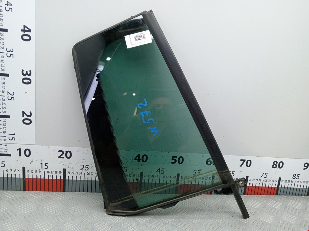 Стекло двери задней правой (форточка) Volkswagen Tiguan 1 (2007-2016)