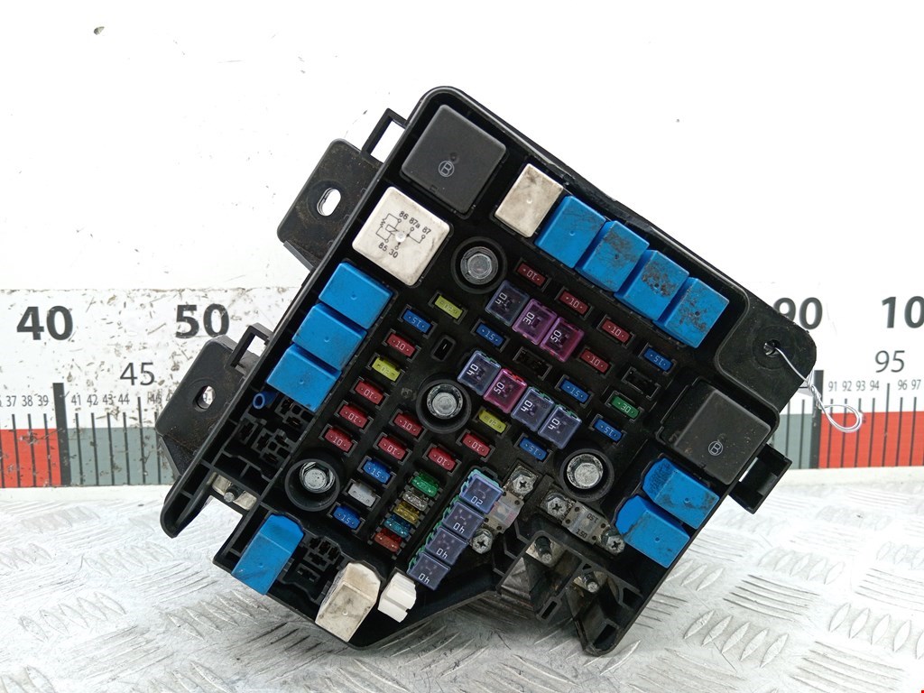 Блок предохранителей Hyundai Santa Fe 2 (CM) (2005-2012)