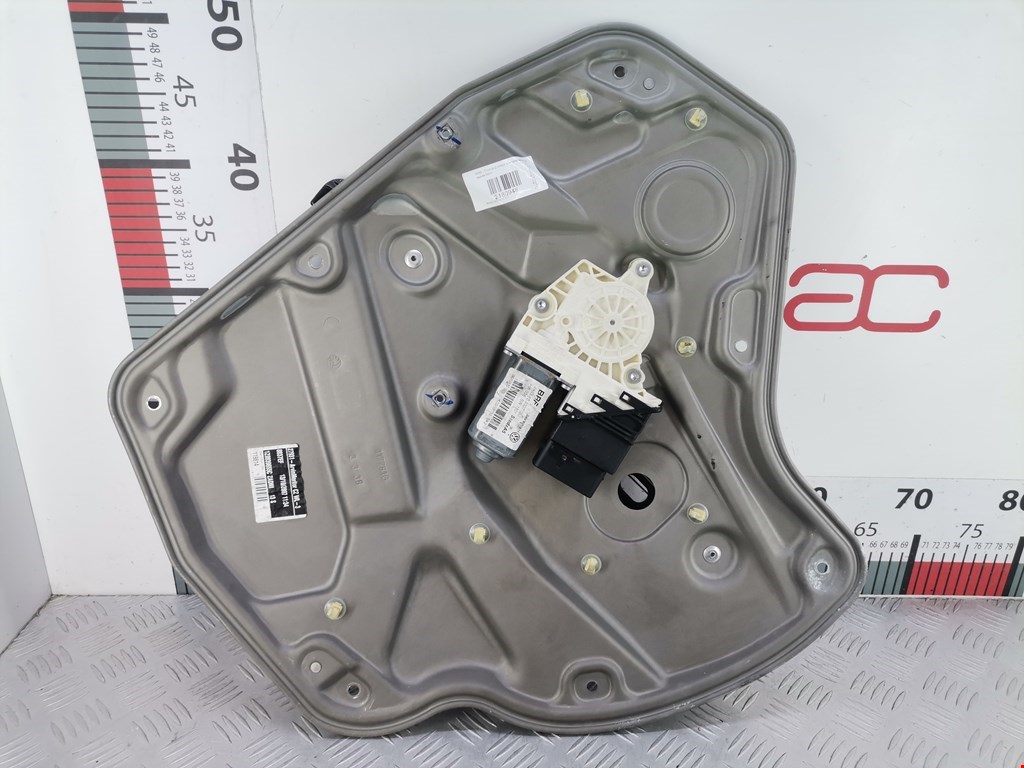 Стеклоподъемник задний левый SKODA Octavia A5 1Z- 2004-2013