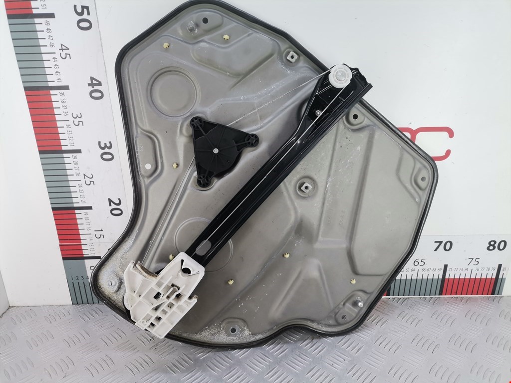 Стеклоподъемник задний левый SKODA Octavia A5 1Z- 2004-2013