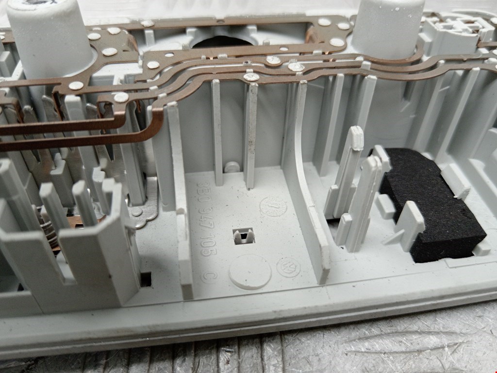 Плафон салонный (салона фонарь) SKODA Fabia MK2 5J 2007-2014