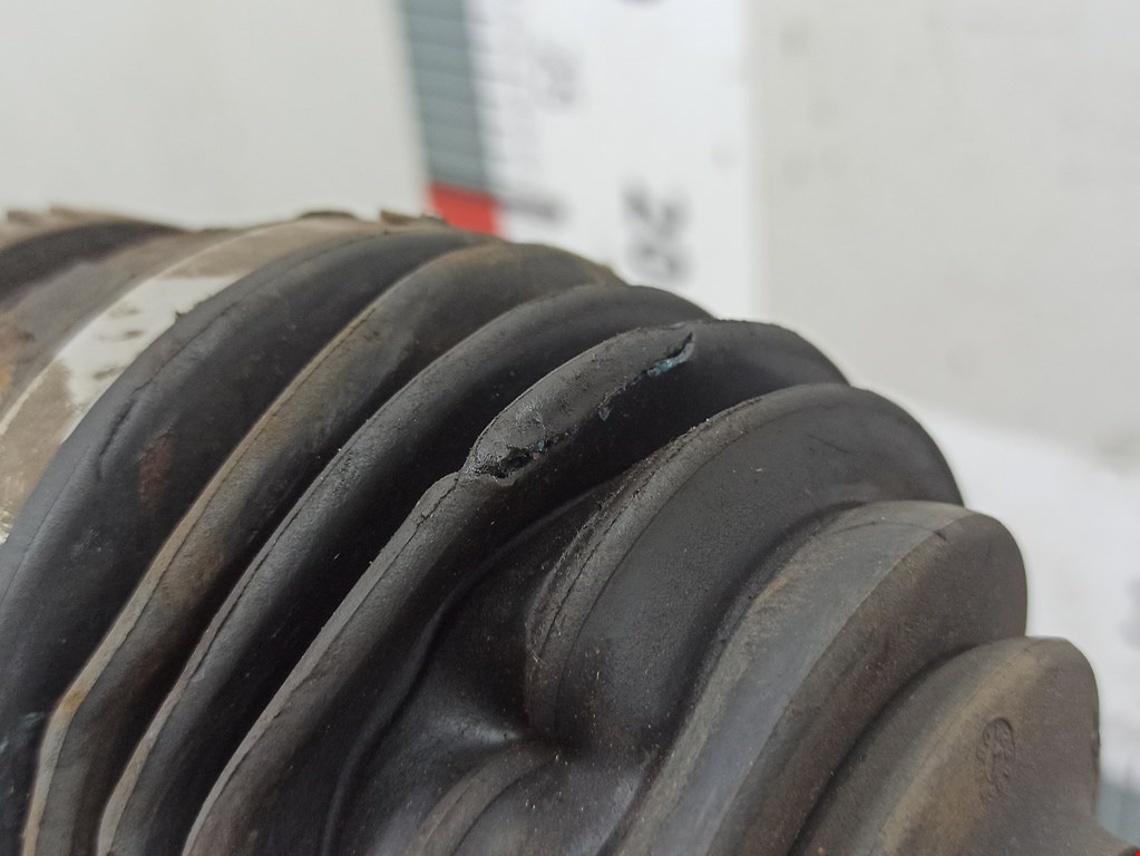 Полуось (привод, приводной вал) передняя левая HYUNDAI i40 2011-2019