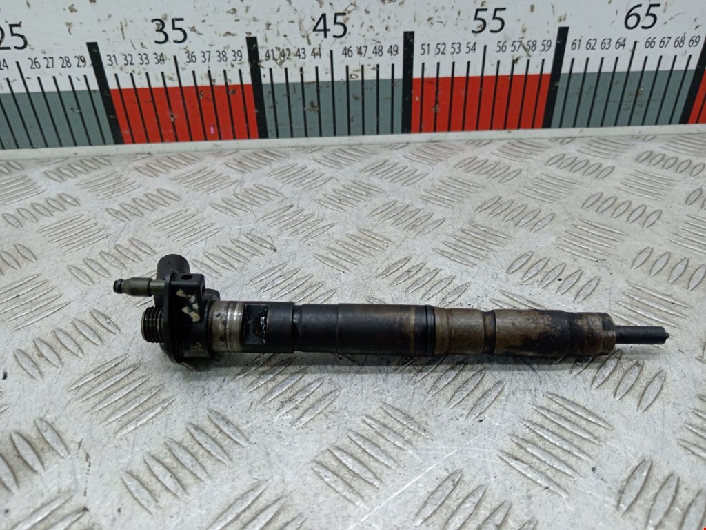 Форсунка дизельная электрическая VOLKSWAGEN Passat B6 2005-2011