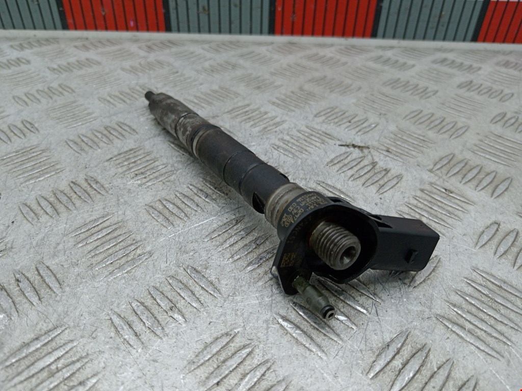 Форсунка дизельная электрическая VOLKSWAGEN Passat B6 2005-2011