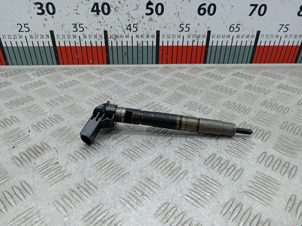 Форсунка дизельная электрическая VOLKSWAGEN Passat B6 2005-2011