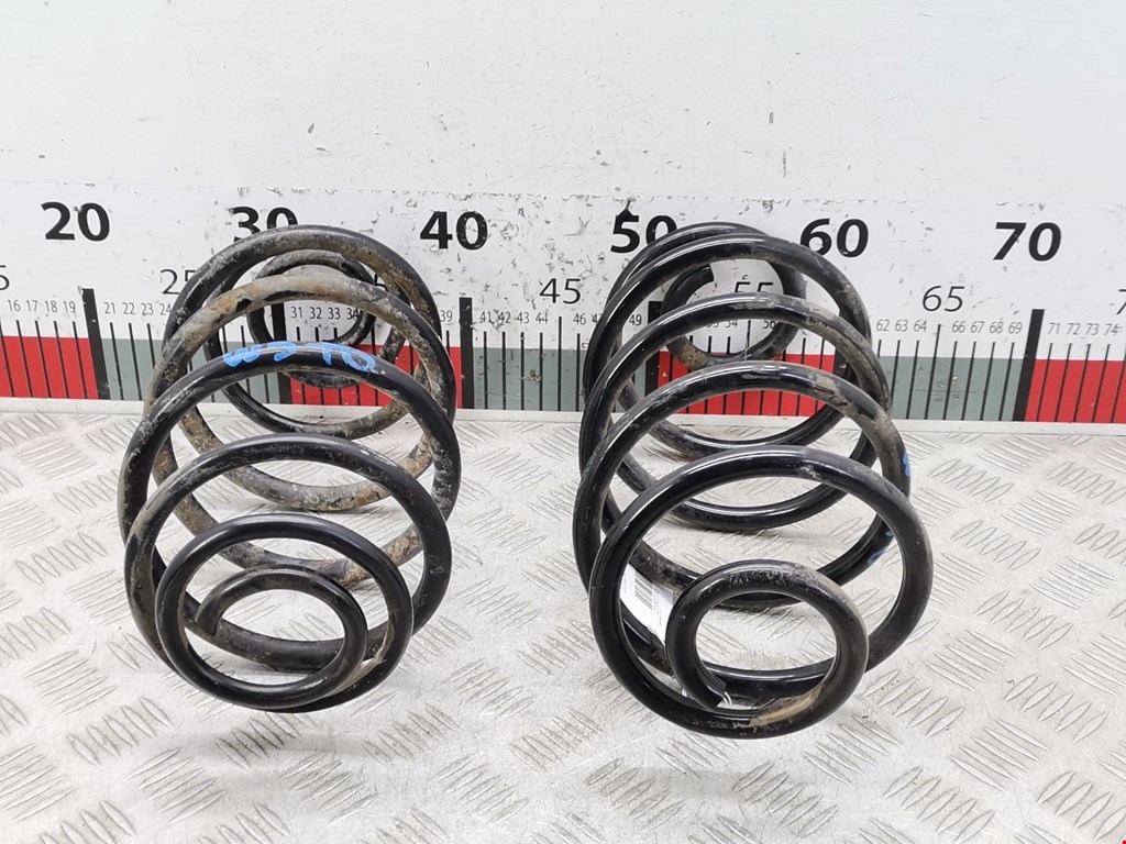 Пружина задняя левая/правая OPEL Astra H/Family 2004-2015