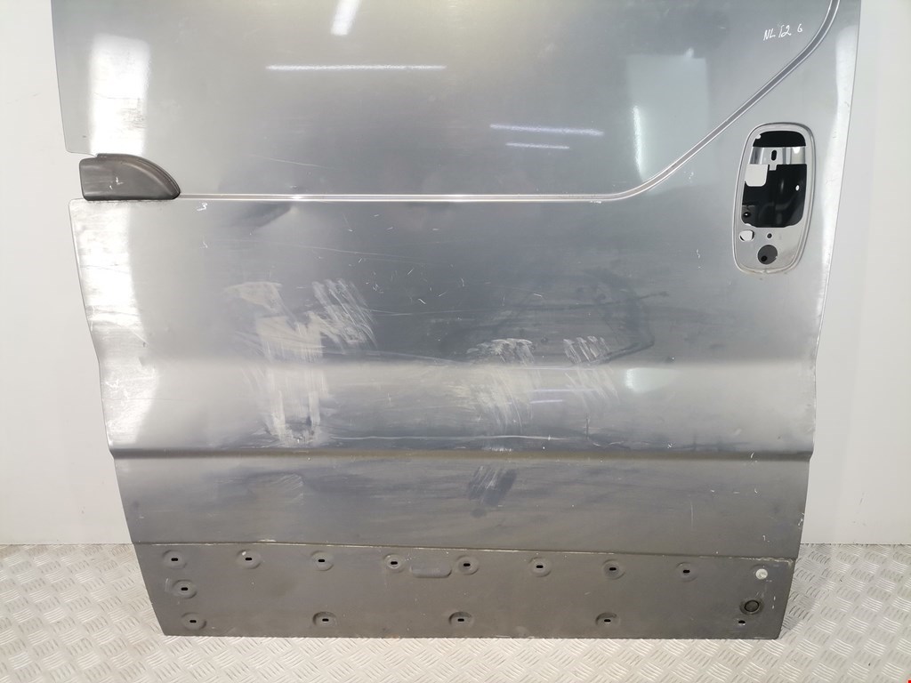 Дверь раздвижная правая OPEL Vivaro A 2001-2014