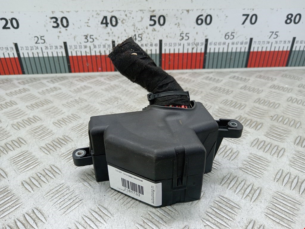 Датчик уровня в бачок омывателя AUDI A3 8P 2003-2013