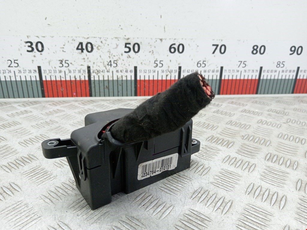 Датчик уровня в бачок омывателя AUDI A3 8P 2003-2013