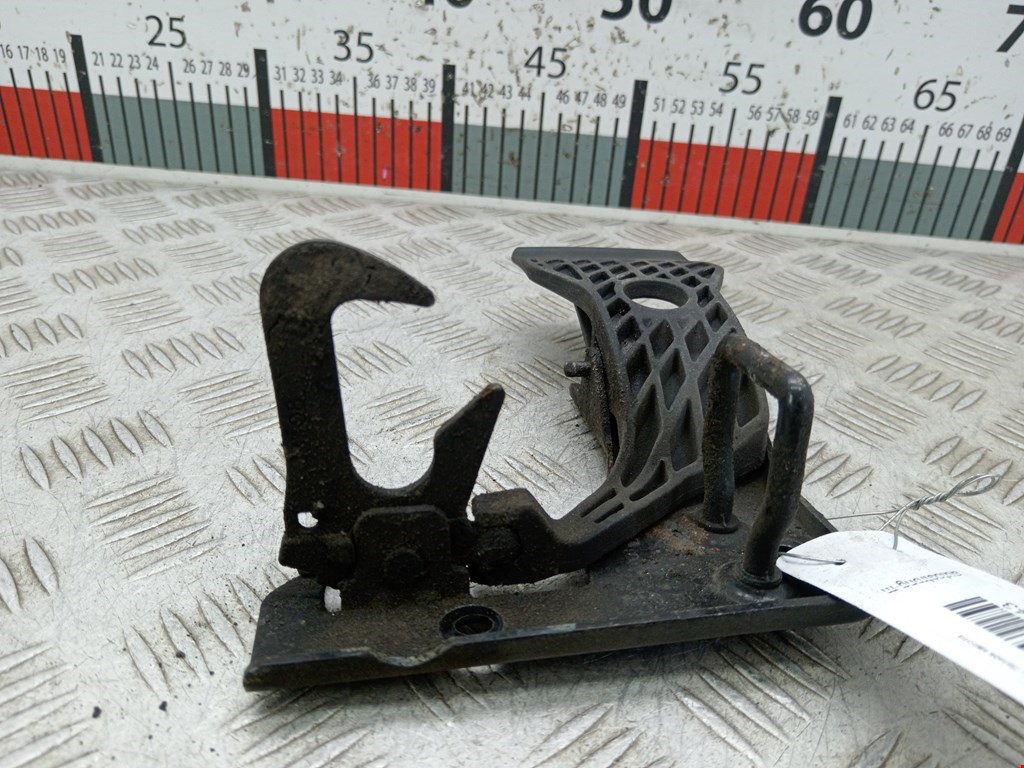 Замок капота AUDI A3 8P 2003-2013