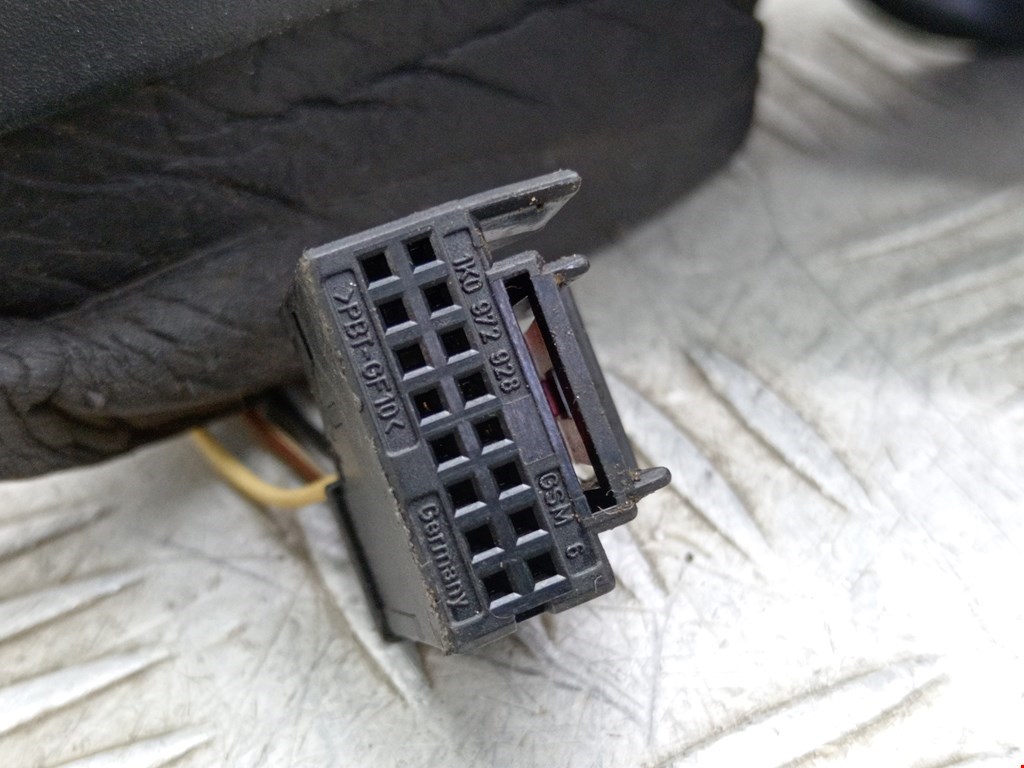 Зеркало левое AUDI A3 8P 2003-2013