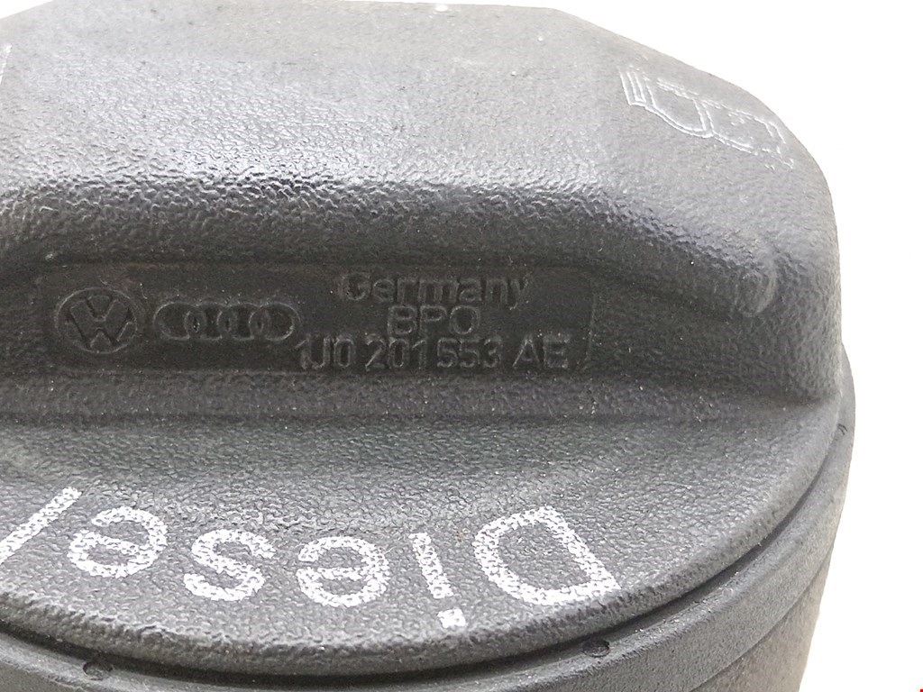 Крышка топливного бака AUDI A3 8P 2003-2013