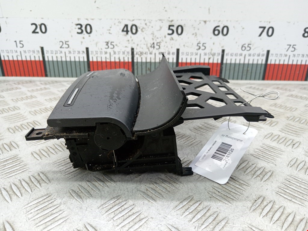 Пепельница передняя AUDI A3 8P 2003-2013