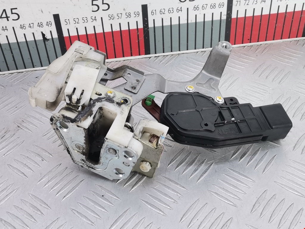 Замок двери задней левой TOYOTA Aygo AB10 2005-2014