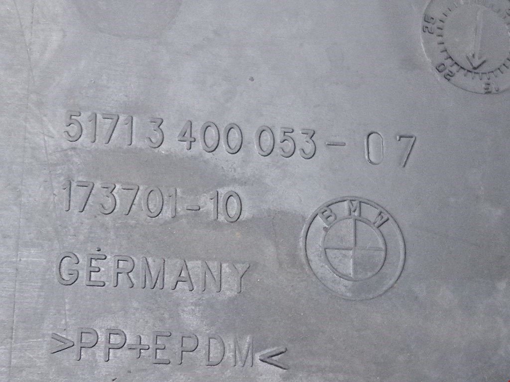 Локер (подкрылок) передний левый BMW X3 E83 2003-2010