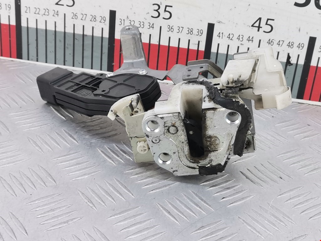 Замок двери задней правой TOYOTA Aygo AB10 2005-2014