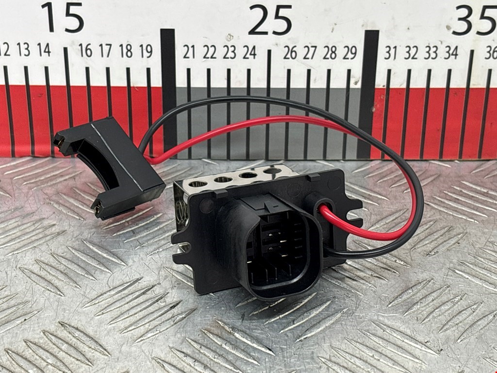 Резистор отопителя (сопротивление печки) RENAULT Clio 1991-1998