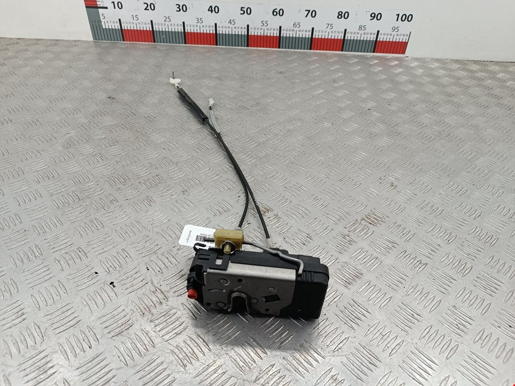 Замок двери задней левой OPEL Signum 2003-2008