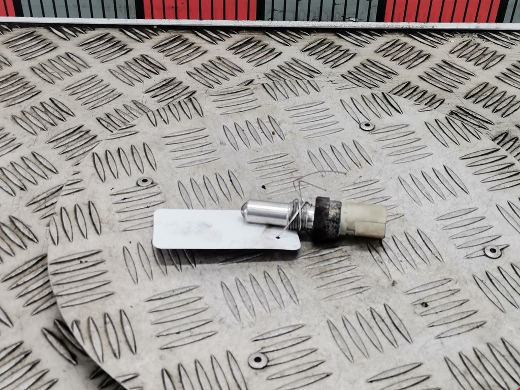 Датчик включения заднего хода FORD Fiesta 2001-2008