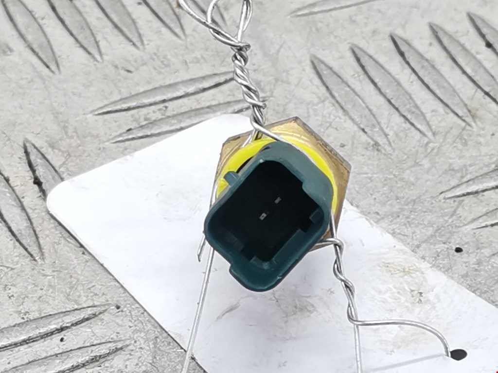 Датчик температуры (охлаждающей жидкости) CITROEN Xsara 1997-2000